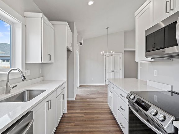 3rd image of 227 Saint Ives Dr