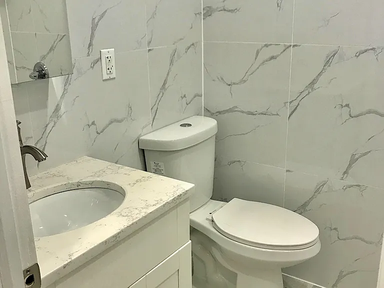 87 Clinton St #17 — Photo 12
