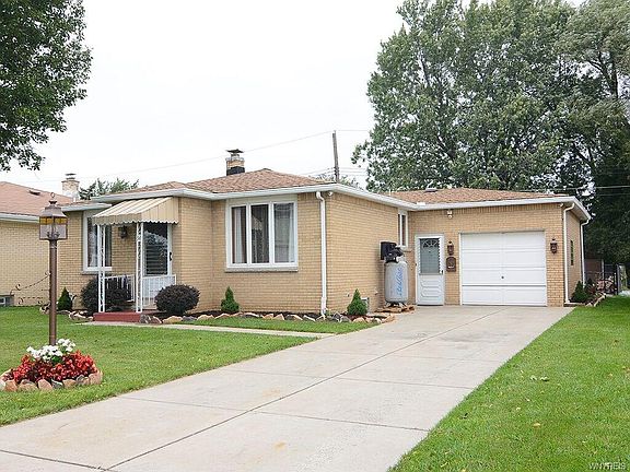 2nd image of 94 McParlin Ave