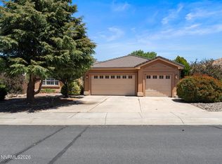 762 Divot Dr, Fernley, NV 89408