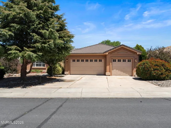 762 Divot Dr, Fernley, NV 89408