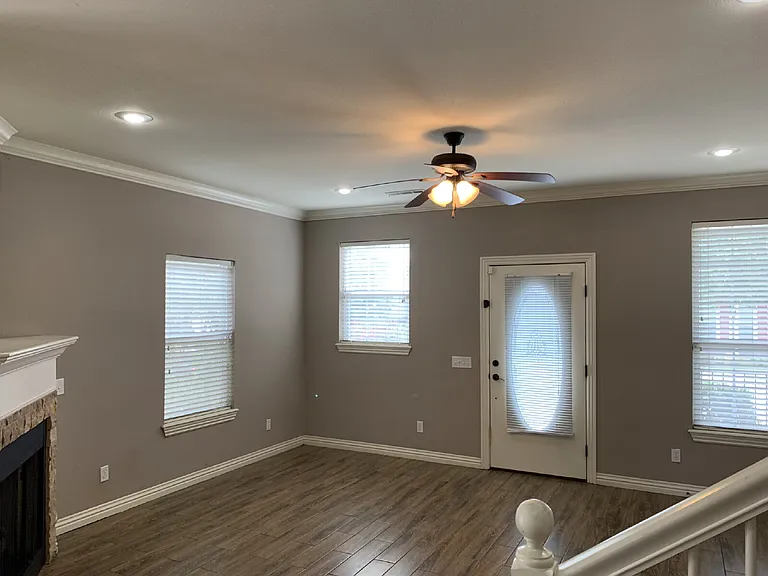 4156 W Bradstreet Ln — Photo 6