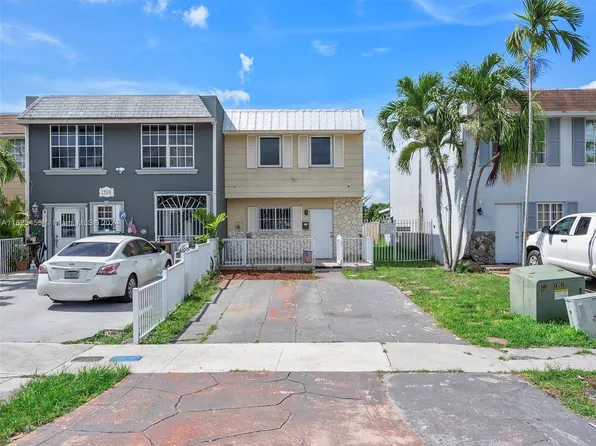 1760 W 75th St #1760, Hialeah, FL 33014