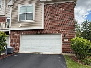 2528 Dunraven Ave, Naperville, IL 60540