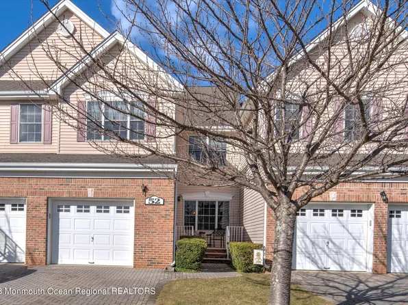 52 Smock Court, Manalapan, NJ 07726