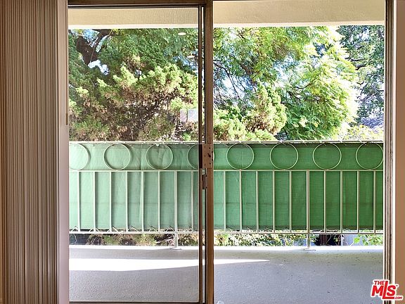 3rd image of 8219 Norton Ave APT 8