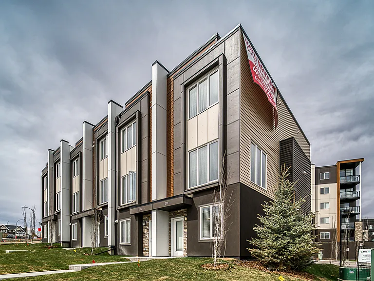 30 Kincora Glen Park NW #311 — Photo 10