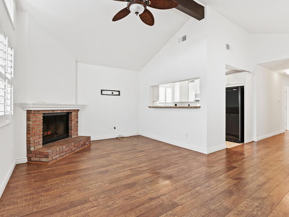 Interior view from front door