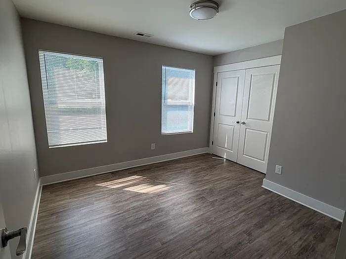434 Amber St — Photo 7
