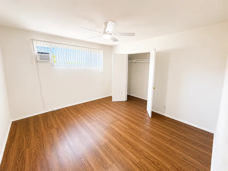 10250 W Camarillo St — Photo 7