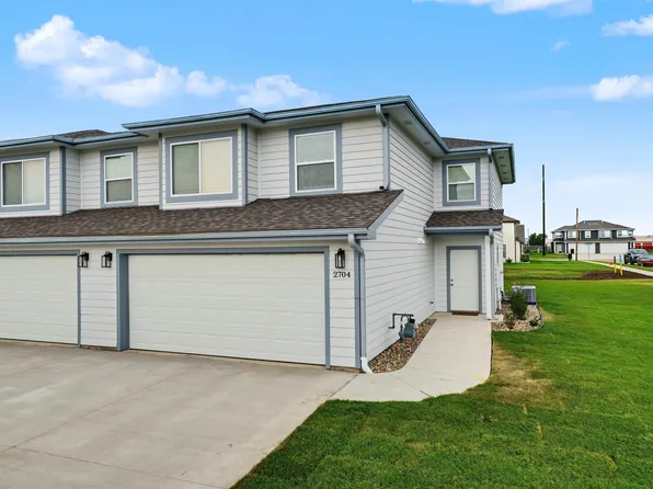 2704 Amelia Ln, Salina, KS 67401