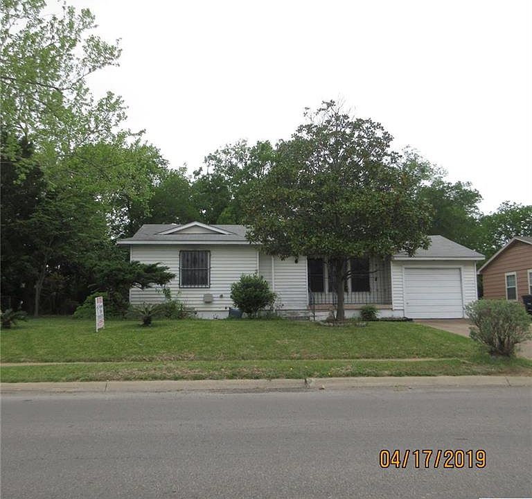 1st image of 1601 Massey St