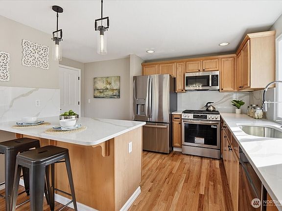 5th image of 8522 20th Street Ct W