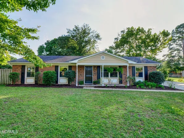 218 Apollo Drive, Wilmington, NC 28405
