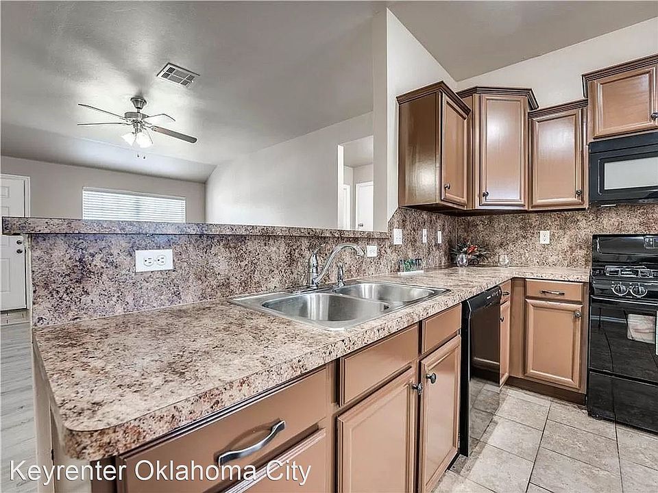 1st image of 9608 Lauren Dr