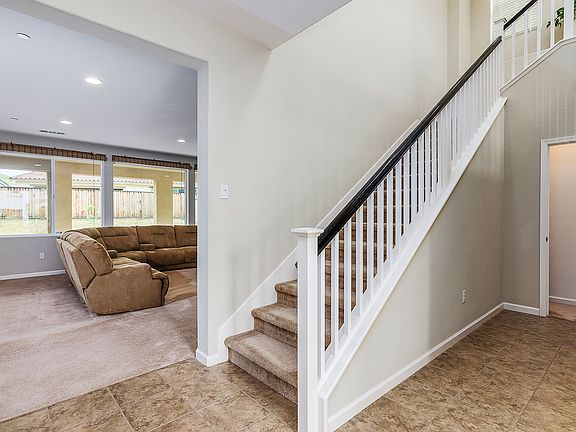 5th image of 4040 Sarasta Bay Dr
