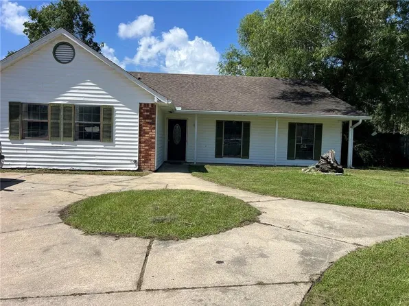 804 Huntwyck Cir, Slidell, LA 70460