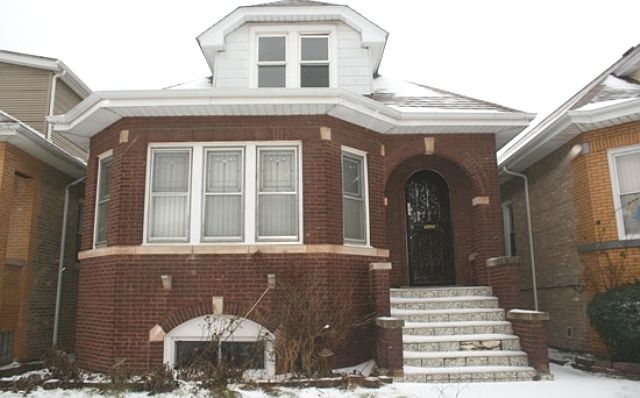 1st image of 2832 N Melvina Ave