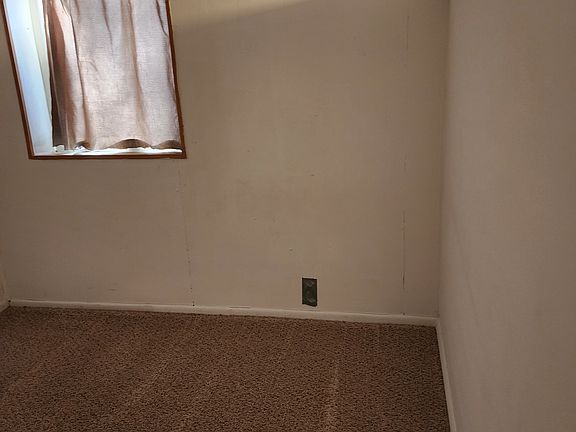 4th image of 790 Garfield St #1/2