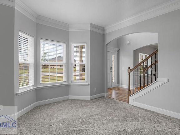 4th image of 43 Red Rock Ct NE