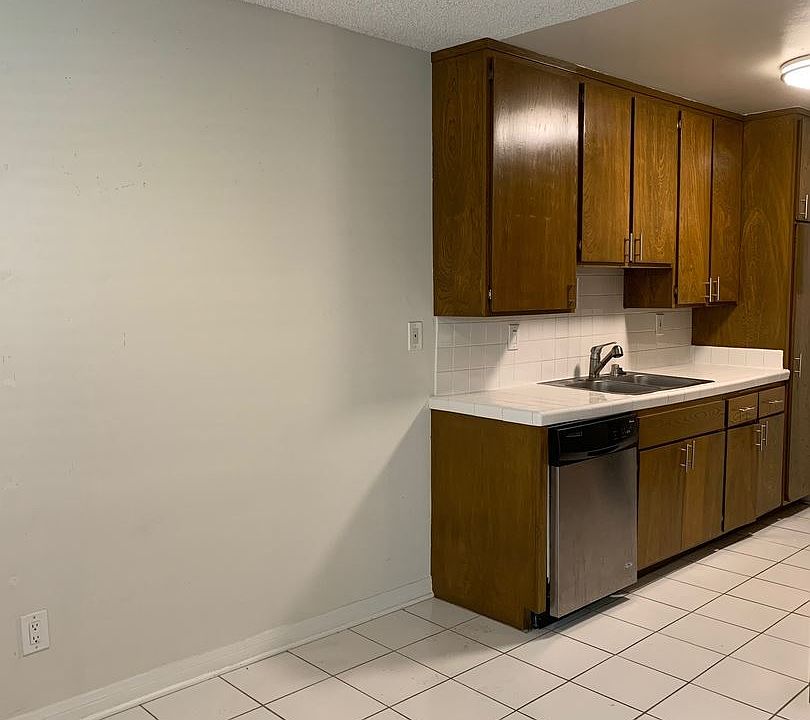 2nd image of 12618 Mitchell Ave