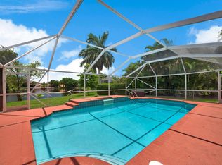 2245 Seaford Dr, Wellington, FL 33414