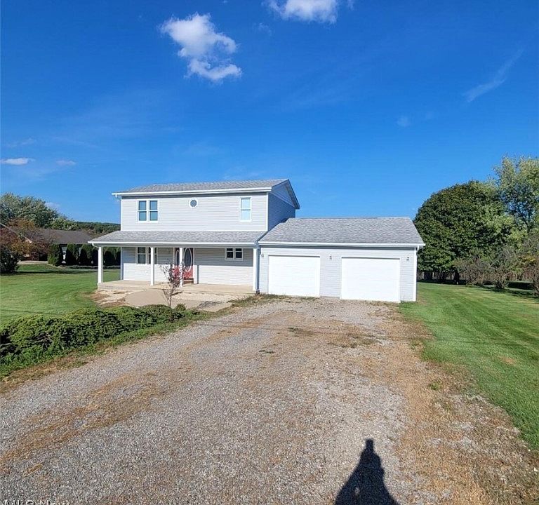 1st image of 46690 Winston Dr