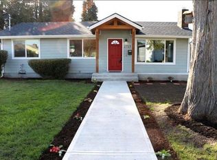 1715 30th Ave, Longview, WA 98632