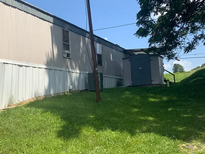 101 Felix Dr — Photo 1