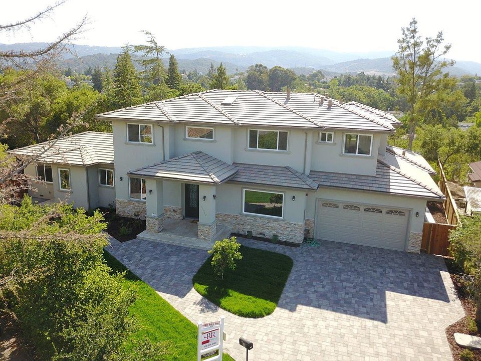 1st image of 21912 Gardenview Ln
