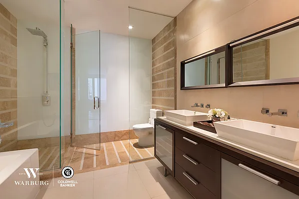 Sold by Coldwell Banker Warburg | media 27