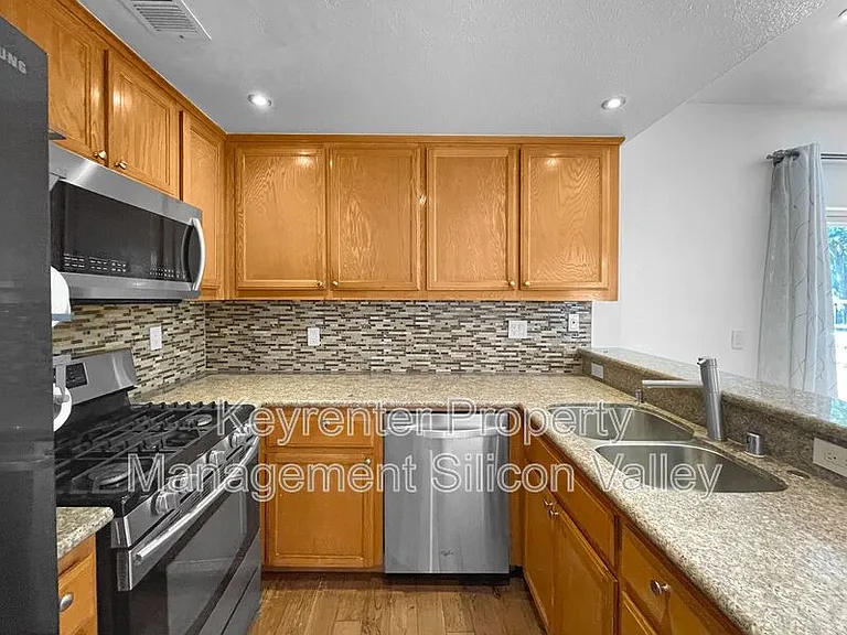3157 Regency Ave #612 — Photo 9