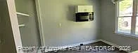 233 W Barbee St — Photo 5
