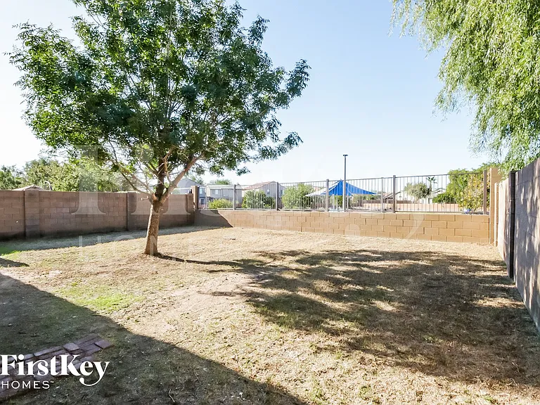 38154 N Rusty Ln — Photo 15