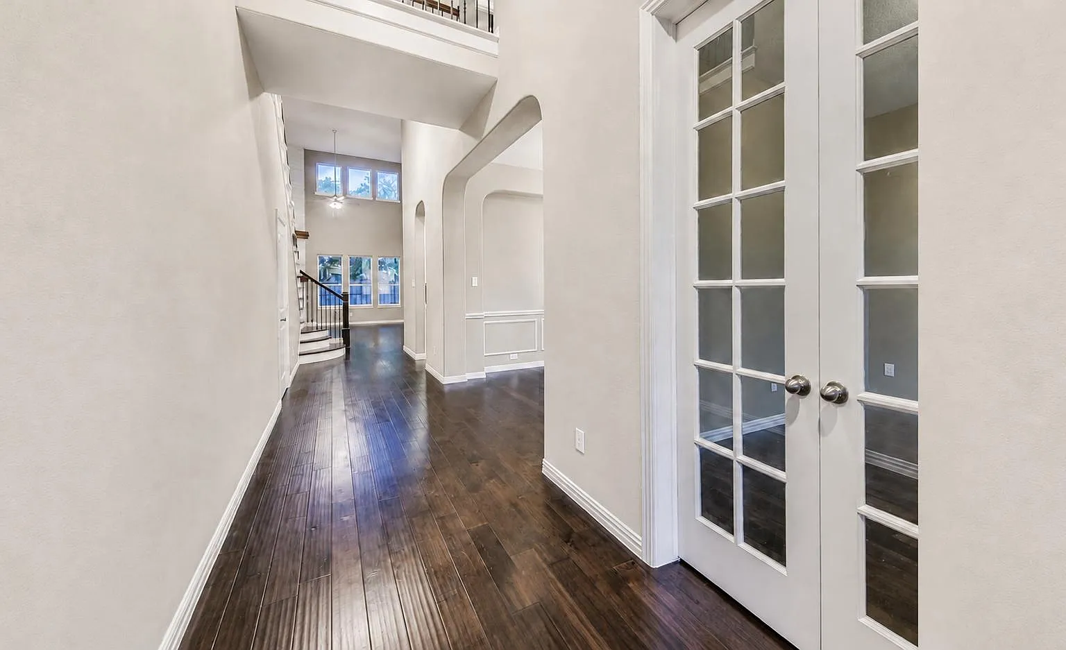 4 bed, 3.5 bath, 3108 sqft, $3,699 — Photo 4