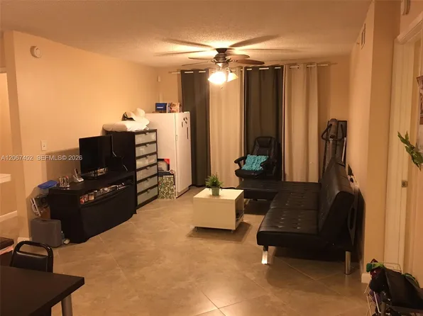 2600 S University Dr, Davie, FL