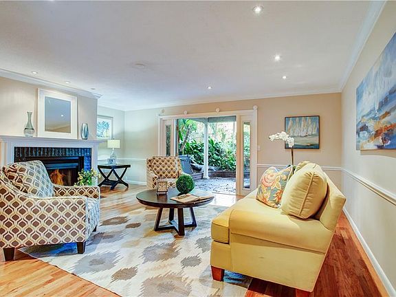 5th image of 2209 Merritt Park Dr