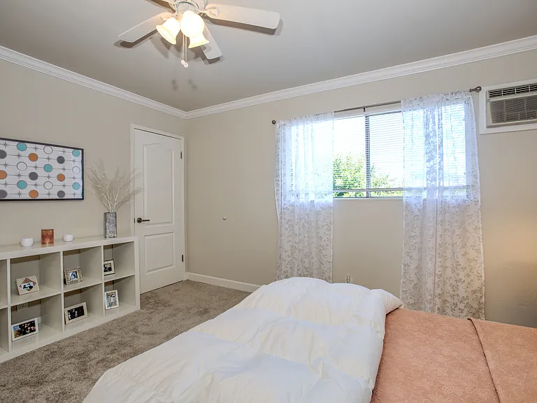 Sunnyvale Terrace Apartments — Photo 28