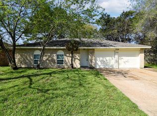 7319 Thistleglen Cir, Houston, TX 77095