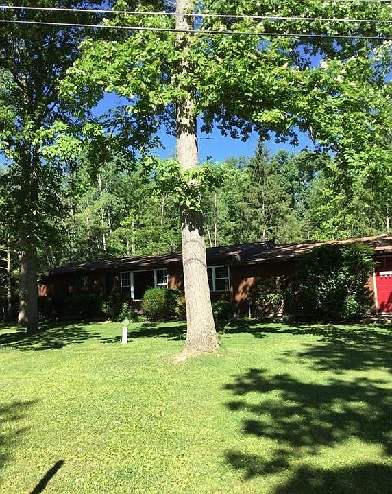 What a 2400 Sq.Ft. Ranch!!