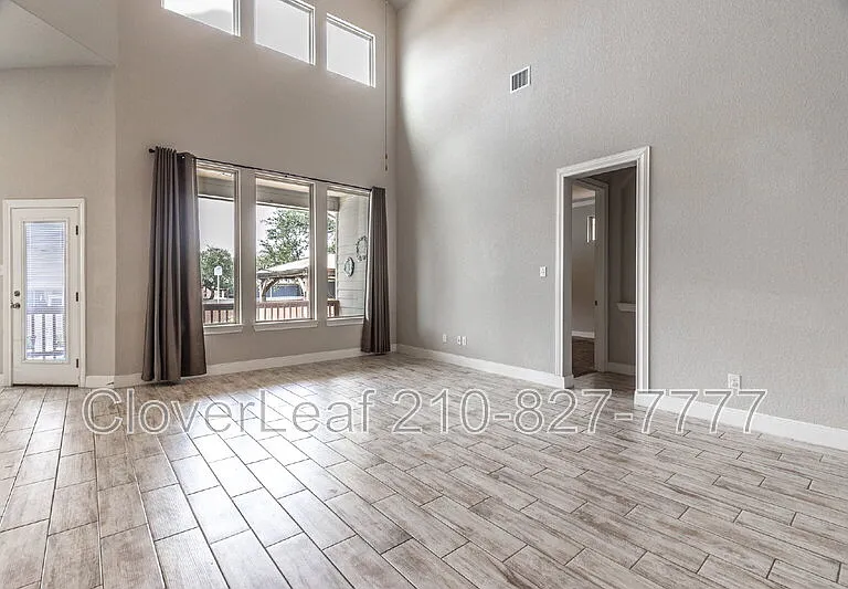 3718 Avia Oaks — Photo 16