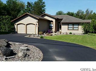 7489 Totman Rd, North Syracuse, NY 13212