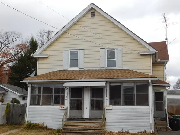 64 Chapel St, Chicopee, MA 01020