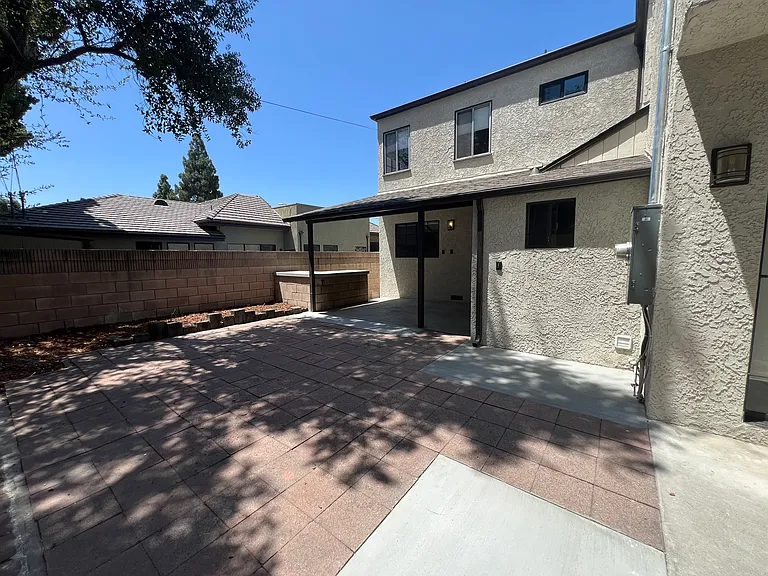 108 N Canyon Blvd — Photo 16