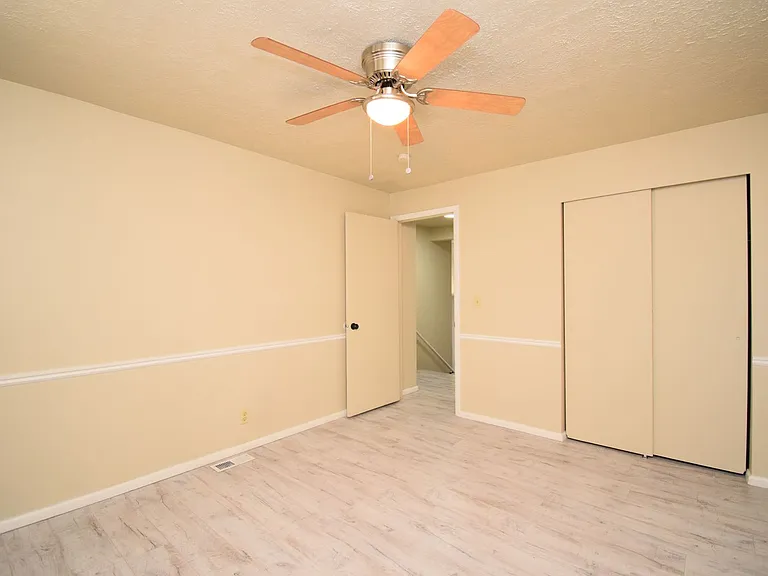 1885 E Jeremy Ct — Photo 14