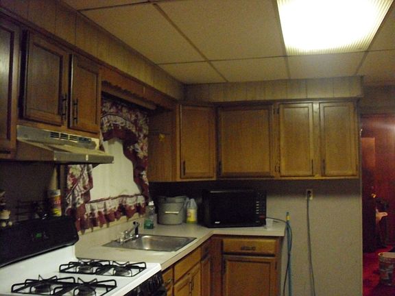 Kitchen 1st flr unit