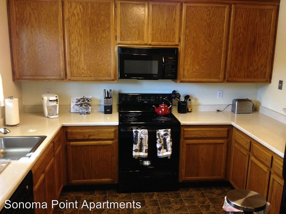 2nd image of 195 Tuscany Pl
