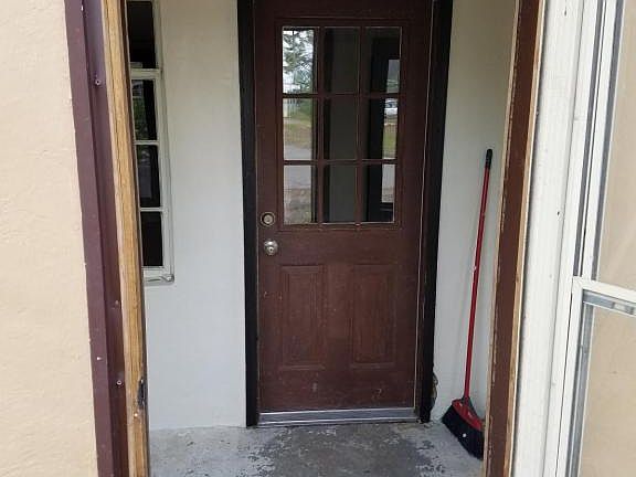 3rd image of 112 Pine St