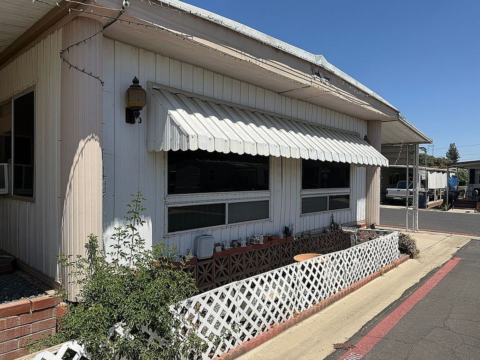 1st image of 560 W Pleasant Ave Space 55