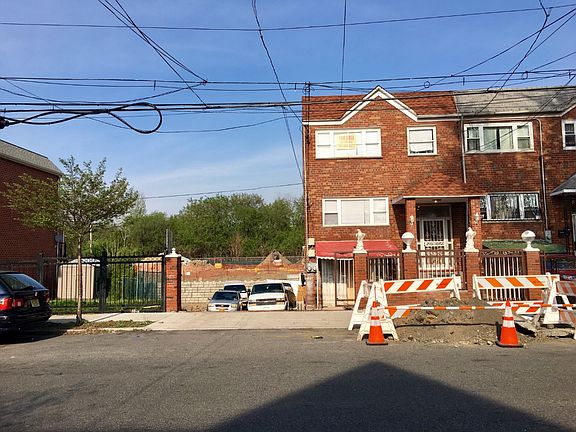 2nd image of 640 Underhill Ave